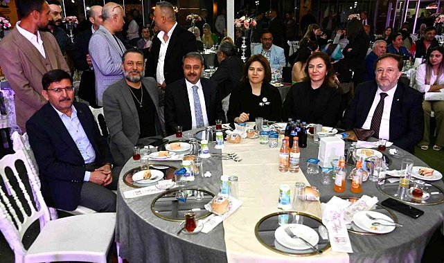 Barlin ailesinin mutlu günü