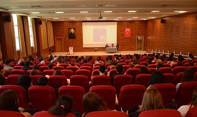 BARÜ'de "Gençlik ve Sosyal Medya" söyleşisi gerçekleştirildi