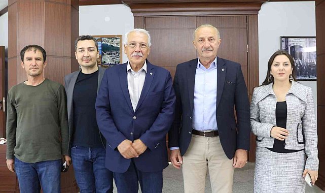 Başkan Atabay, Aydınlı eski bakan Altıntaş'ı ağırladı