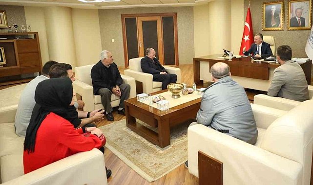 Başkan Büyükakın: "Hizmet edecek uzun bir yolumuz var"