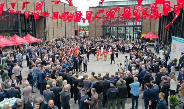 Başkan Büyükakın: "Sarıldığımız, tokalaştığımız bayramları özlemişiz"