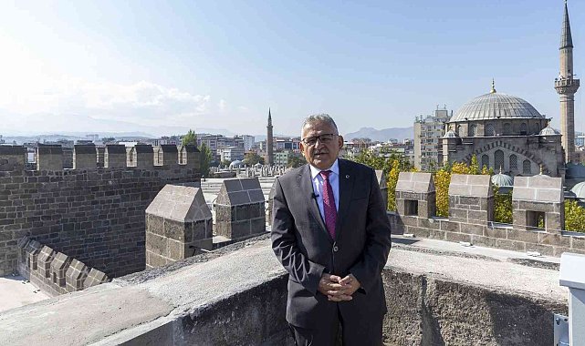 Başkan Büyükkılıç: "Kayseri'ye kulak verildiğinde, tarih sizi çağırır"