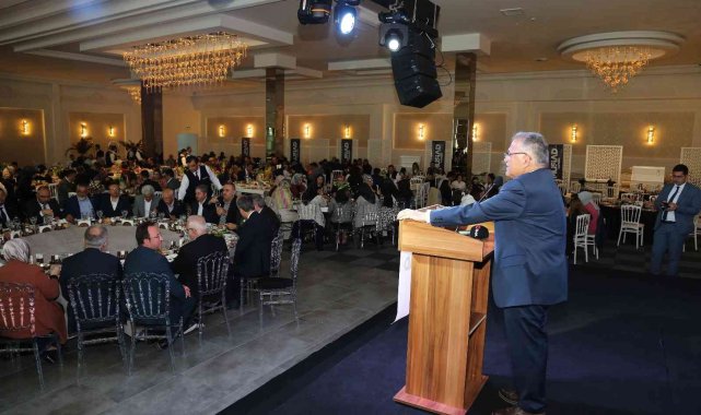 Başkan Büyükkılıç sivil toplum kuruluşları ile bayramlaştı