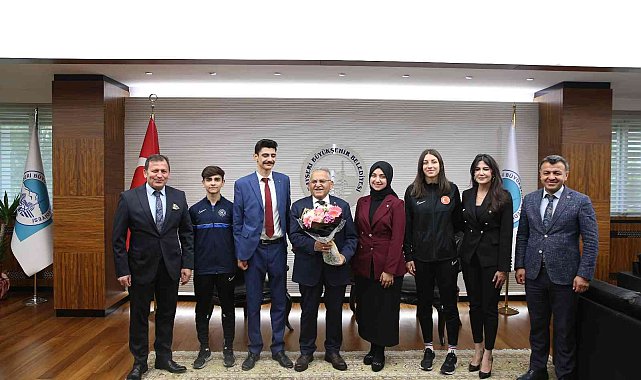 Başkan Büyükkılıç&#039;a Gençlik Haftası ve Sosyal Güvenlik Haftası ziyaretleri