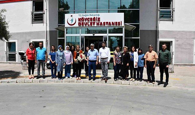 Başkan Ceylan'dan hemşirelere hediye