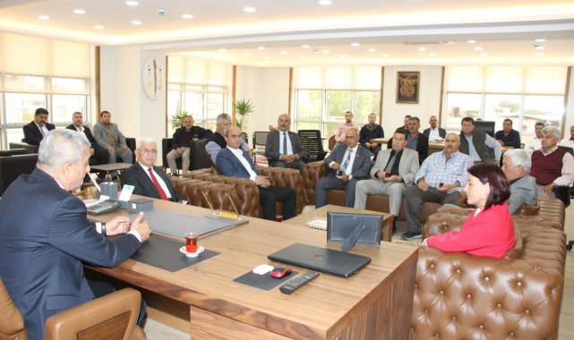 Başkan Kaplan, Belediye Personeli ve vatandaşlar ile bayramlaştı