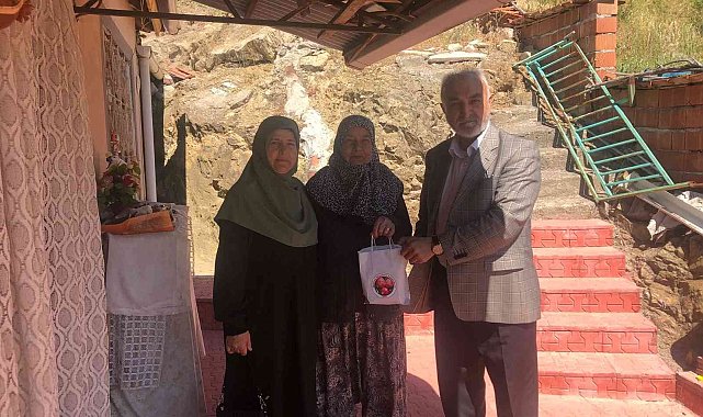 Başkan Kepez ilçedeki kadınlarla bir araya geldi