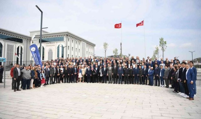 Başkan Kocaman: "Zor günlerden geçtik, çok şükür yine bir aradayız"