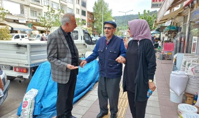 Başkan Öztürk, Taşovalı vatandaşlarla bayramlaştı