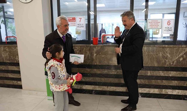 Başkan Palancıoğlu Emlak Vergisini vezneden ödedi