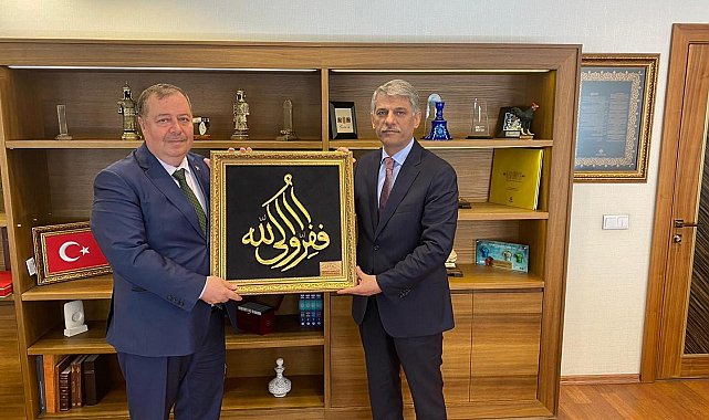 Başkan Ramazan, bakan yardımcılarıyla bir araya geldi