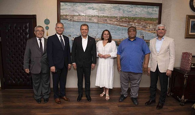 Başkan Seçer: "Roman vatandaşlar Mersin'e renk katıyor"