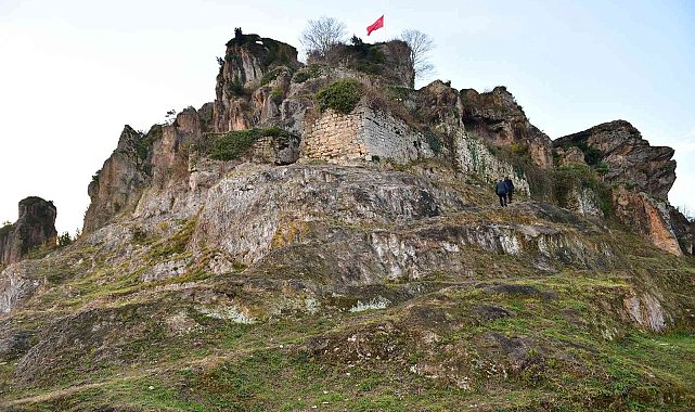 Başkan Tavlı: "Ünye Kalesi yılsonuna hazır olacak"