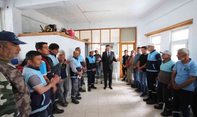 Başkan Ulutaş:" Kaş Belediyesi dünya turizmine verdiği hizmetin sorumluluğunu taşıyor "