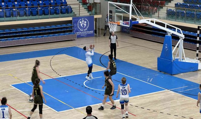 Basketbol Gençler Ligi: Düzce Atletik: 66 - Çankaya Üniversitesi:65