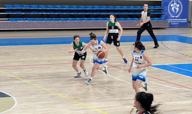 Basketbol Gençler Liginde Düzce Atletik çeyrek finalde