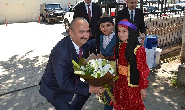 Batman Valisi Canalp göreve başladı