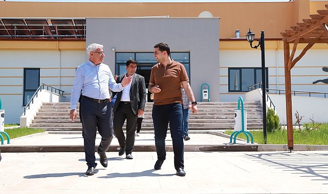 Battalgazi'deki yarı olimpik havuz açılış için gün sayıyor