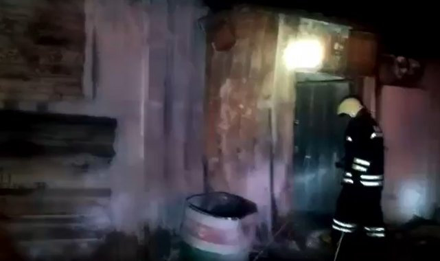 Bayburt Group inşaat firmasının deposunda yangın çıktı