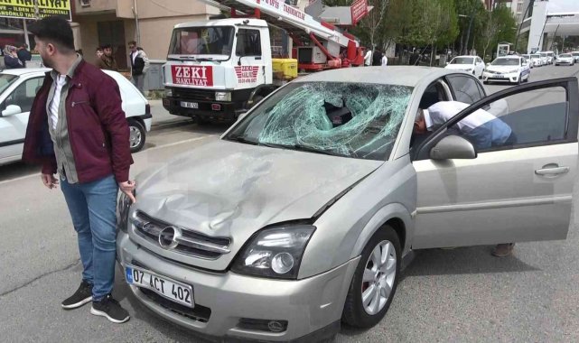 Bayramın ilk gününde kahreden kaza, otomobilin çarptığı çocuk hayatını kaybetti
