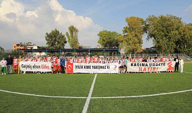 Belediye başkanları kadına şiddete karşı farkındalık için maç yaptı