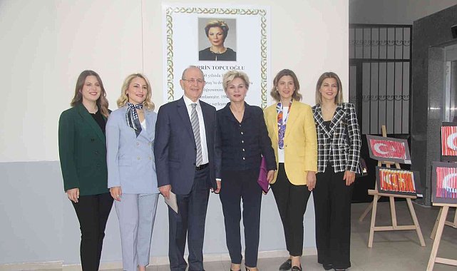 Berrin Topçuoğlu Anadolu Lisesi düzenlenen törenle eğitime açıldı