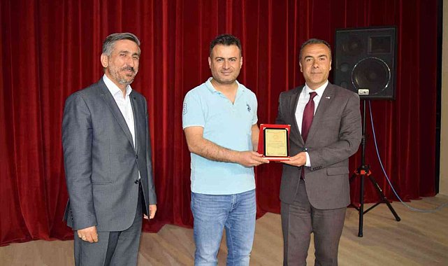 Besni'de "Nükleer Enerji" söyleşisi gerçekleştirildi