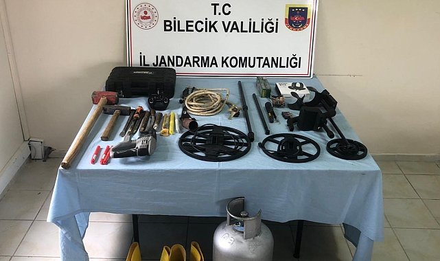 Bilecik&#039;te kaçak kazı operasyonunda 3 kişi gözaltına alındı