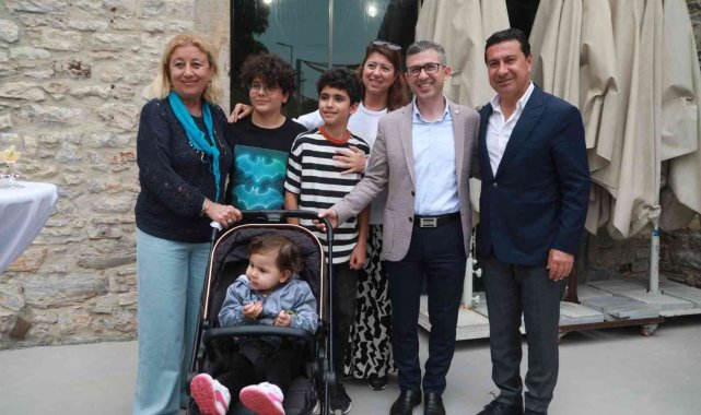 Bodrum ilçe protokolü halkla bayramlaştı