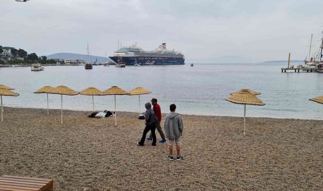Bodrum'da sahiller boş kaldı