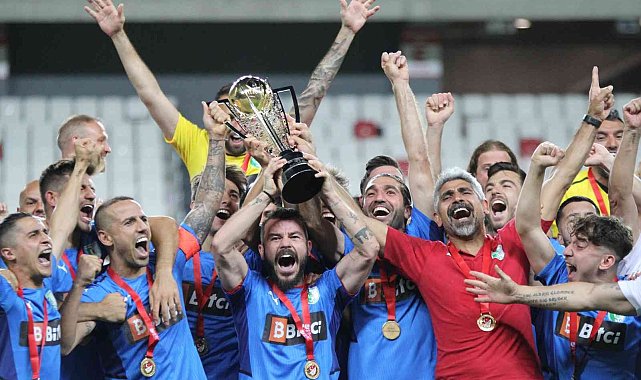 Bodrumspor, şampiyonluk kupasını aldı