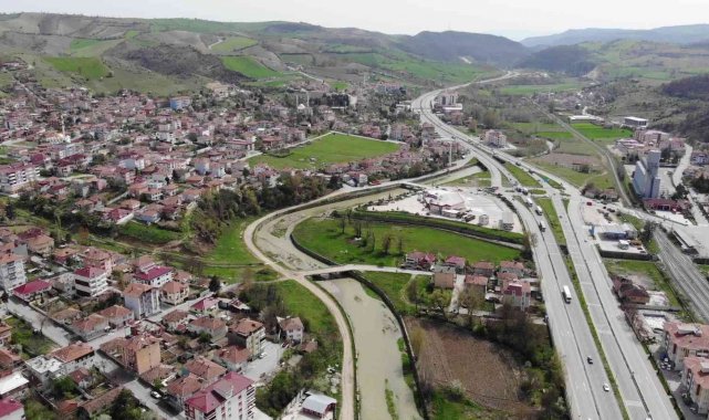 Bu çay görenleri şaşkına çeviriyor