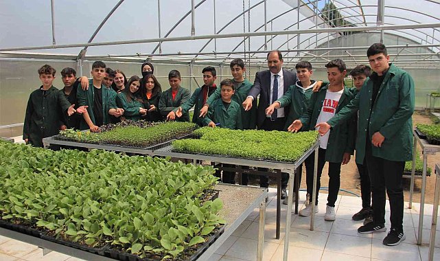 Bu seralarda üretim liselilerden soruluyor