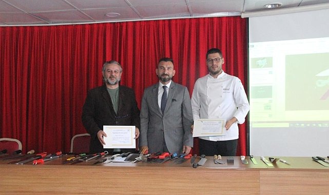 Burhaniye' de Pirge Bıçak Akademisi Eğitim Semineri