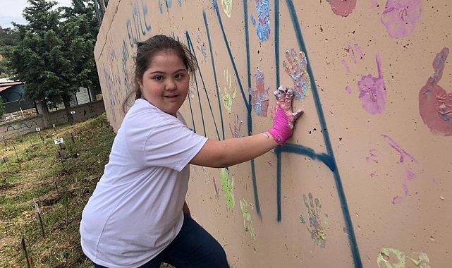 Burhaniye'de ' Down Eliyle yeşillensin Dünya' projesi hayata geçirildi