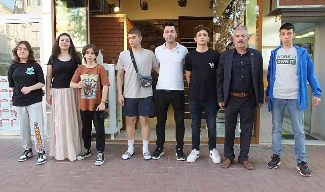 Burhaniye'nin gururu oldular