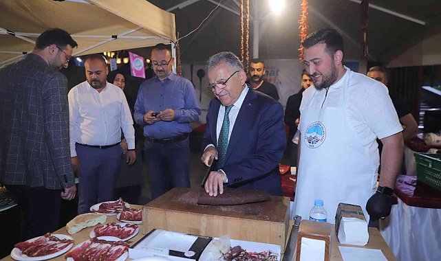 Büyükşehir'in Kale İçi Sanat Etkinliklerine yoğun ilgi