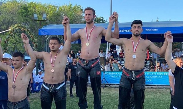 Büyükşehirli pehlivanlardan 4 madalya