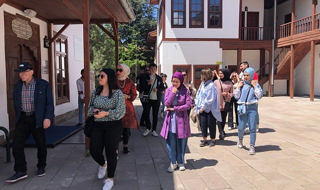 ÇAKÜ öğrencilerinden Çankırı&#039;nın tarihi mekanlarına ziyaret