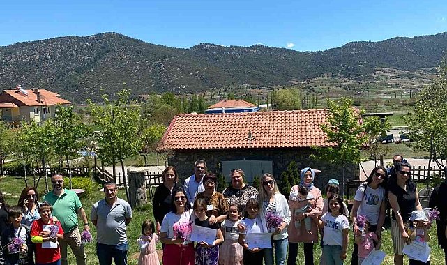 Çameli Belediyesi anneleri bir araya getirdi