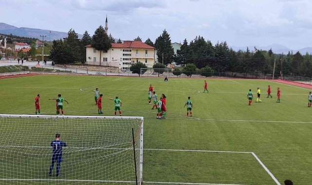 Çameli Belediyespor'da 3-0'dan geri dönüş 1 puanı getirdi
