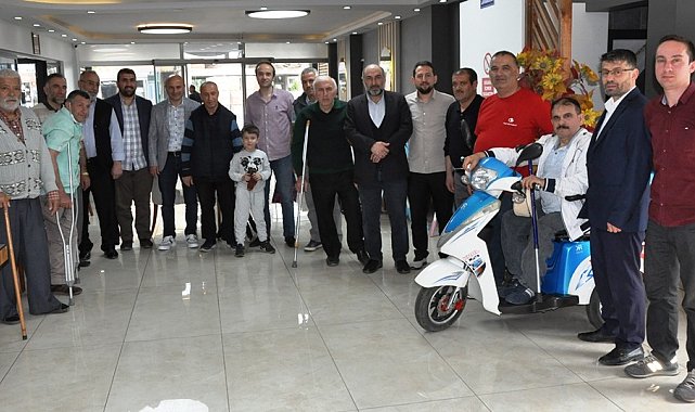 Cami cemaati kahvaltıda buluştu