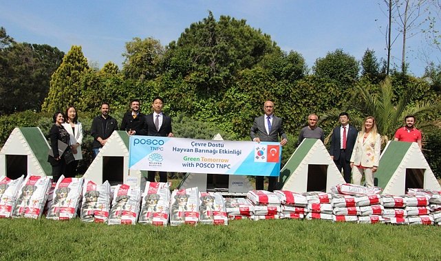 Can dostlara atıklardan barınak yaptılar