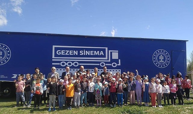 Çavdarhisarlı çocuklar beyaz perdeyle Aizanoi Antik Kenti'nde tanıştı