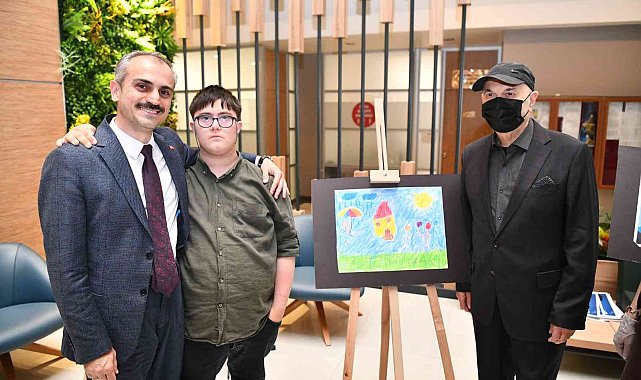 Çayırova'da engelsiz sanat sergisi