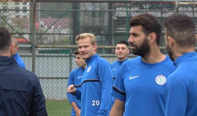 Çaykur Rizespor'da 4 oyuncu gitti, 8 oyuncu gidici