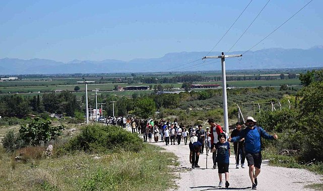 Ceyhan'da doğa yürüyüşü