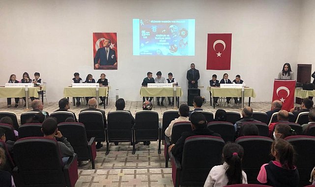 Çıldır&#039;da bilgiler kıyasıya yarıştı