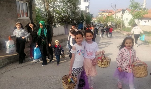 Çocuklar 3 asırlık arife geleneğini yaşattı