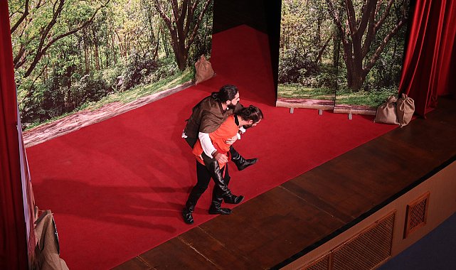 Çocuklar, 'Robin Hood:Kralın Dönüşü'nü izledi